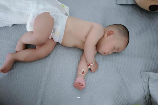 扶余宝宝咳到吐怎么办